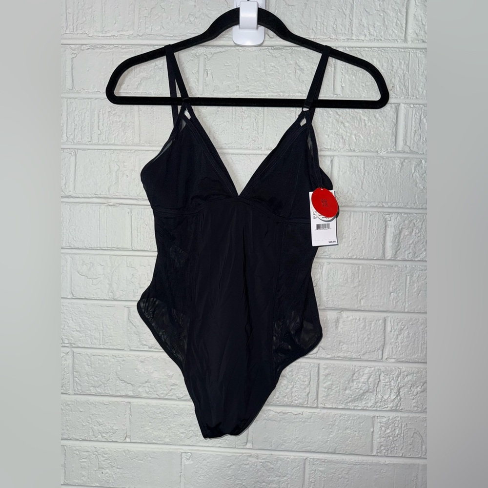 NWT PARADE women’s black bodysuit sz M ✨